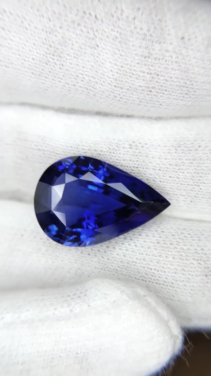 13.54ct Pear Natural Sapphire (Colour Blue, Clarity Eye Clean, Cut Faceted)