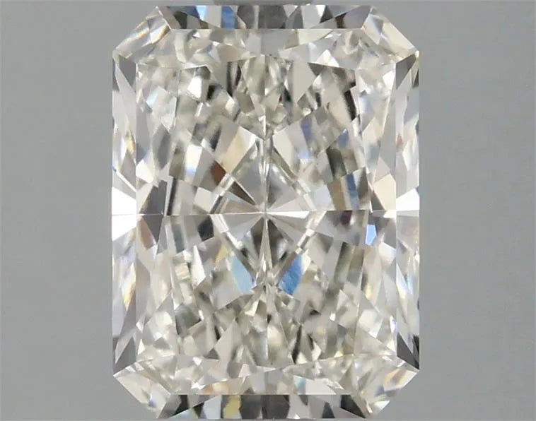 2.09ct Radiant Lab Grown Diamond (Colour H, Clarity VS1, IGI Certified)