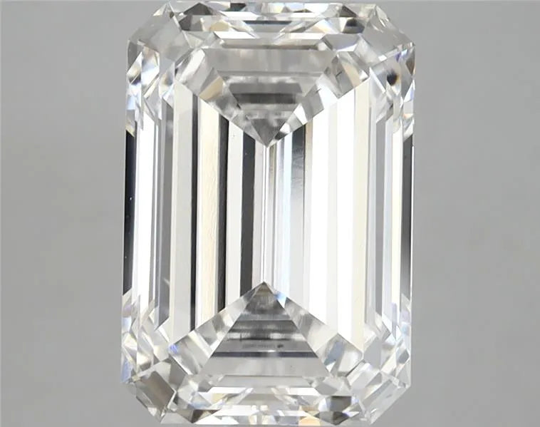 3.94ct Emerald Lab Grown Diamond (Colour E, Clarity VS1, IGI Certified)