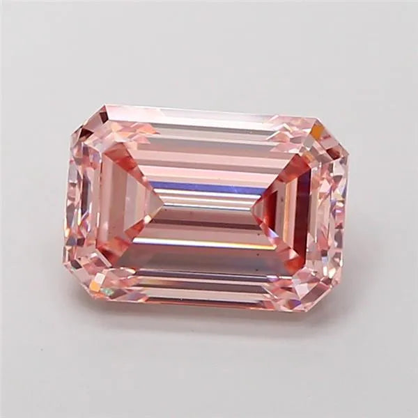 4.01ct Emerald Lab Grown Diamond (Colour Fancy Intense Pink, Clarity VS1, IGI Certified)