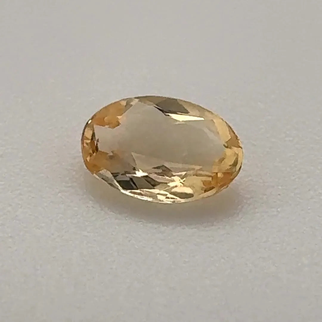 0.43ct Oval Natural Topaz (Colour Yellow, Clarity Eye Clean, Cut Faceted)