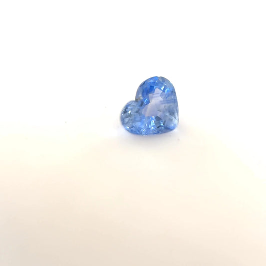 0.45ct Heart Natural Sapphire (Colour Blue, Clarity Eye Clean, Cut Faceted)