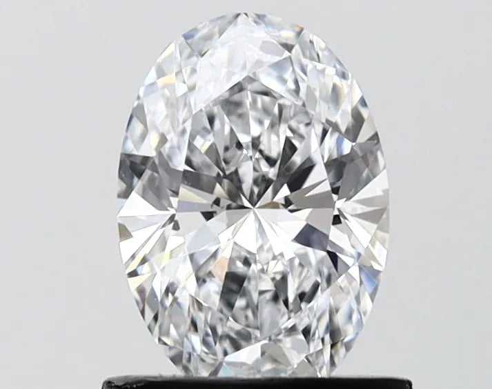 1.11ct Oval Lab Grown Diamond (Colour D, Clarity IF, IGI Certified)
