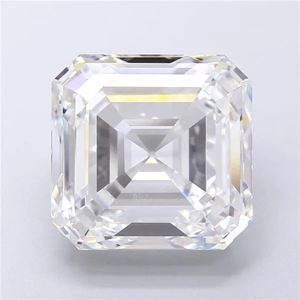 10.18ct Square emerald Lab Grown Diamond (Colour E, Clarity VVS1, IGI Certified)