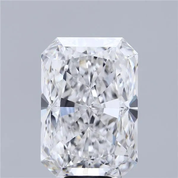 12.40ct Radiant Lab Grown Diamond (Colour E, Clarity VVS2, IGI Certified)