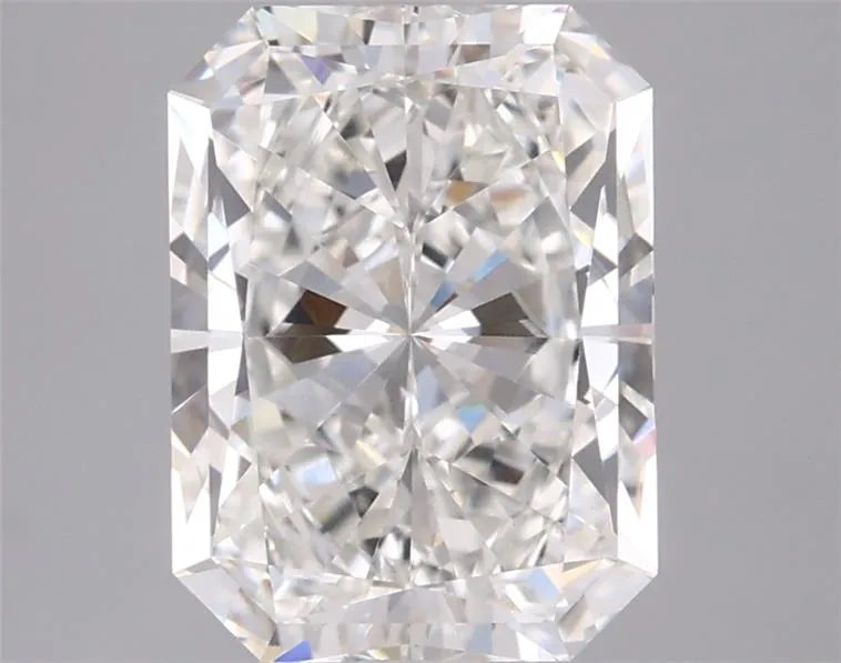 3.00ct Radiant Lab Grown Diamond (Colour G, Clarity VVS2, IGI Certified)