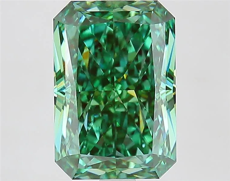 3.11ct Radiant Lab Grown Diamond (Colour Fancy Vivid Green, Clarity VVS2, IGI Certified)
