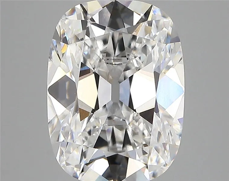 4.07ct Cushion modified Lab Grown Diamond (Colour E, Clarity VVS2, IGI Certified)