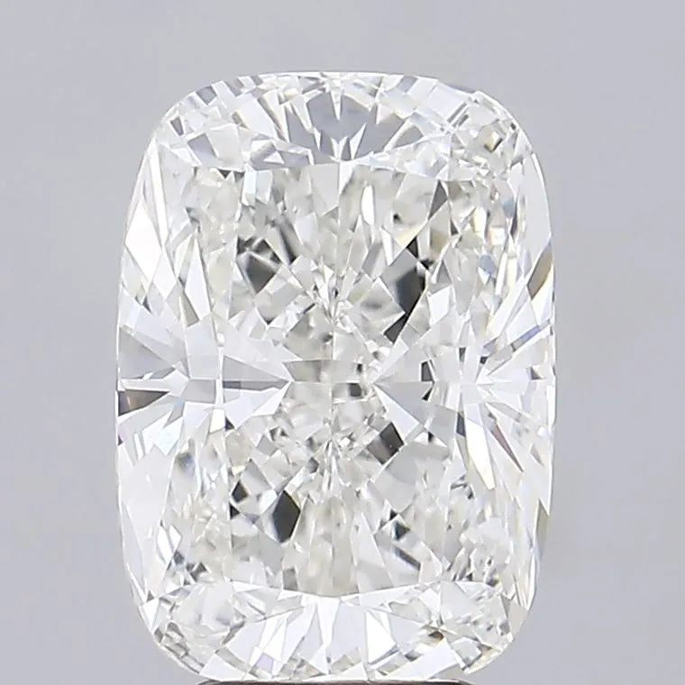 5.01ct Cushion modified Lab Grown Diamond (Colour G, Clarity VVS2, IGI Certified)