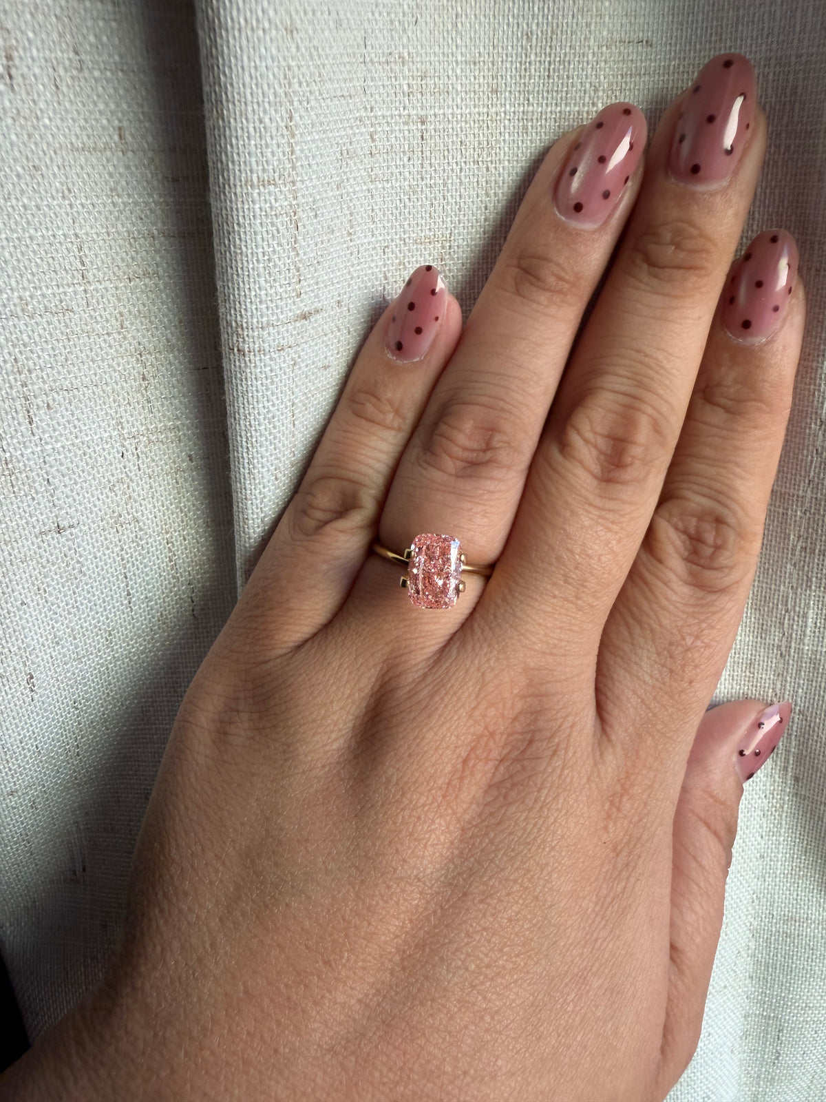 Cushion Modified 3.01ct Fancy Vivid Pink SI1 - Loose Lab Diamond