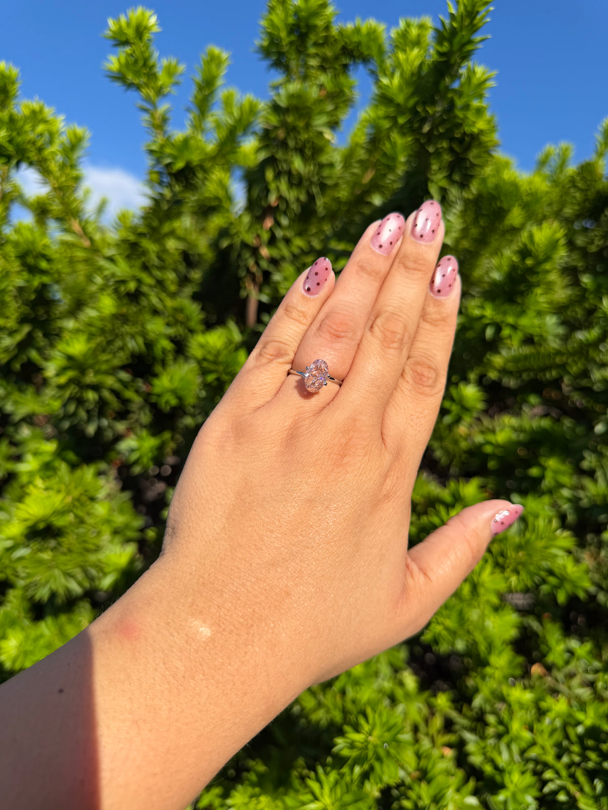 Oval 3.01ct Fancy Intense Pink VS2 - Loose Lab Diamond