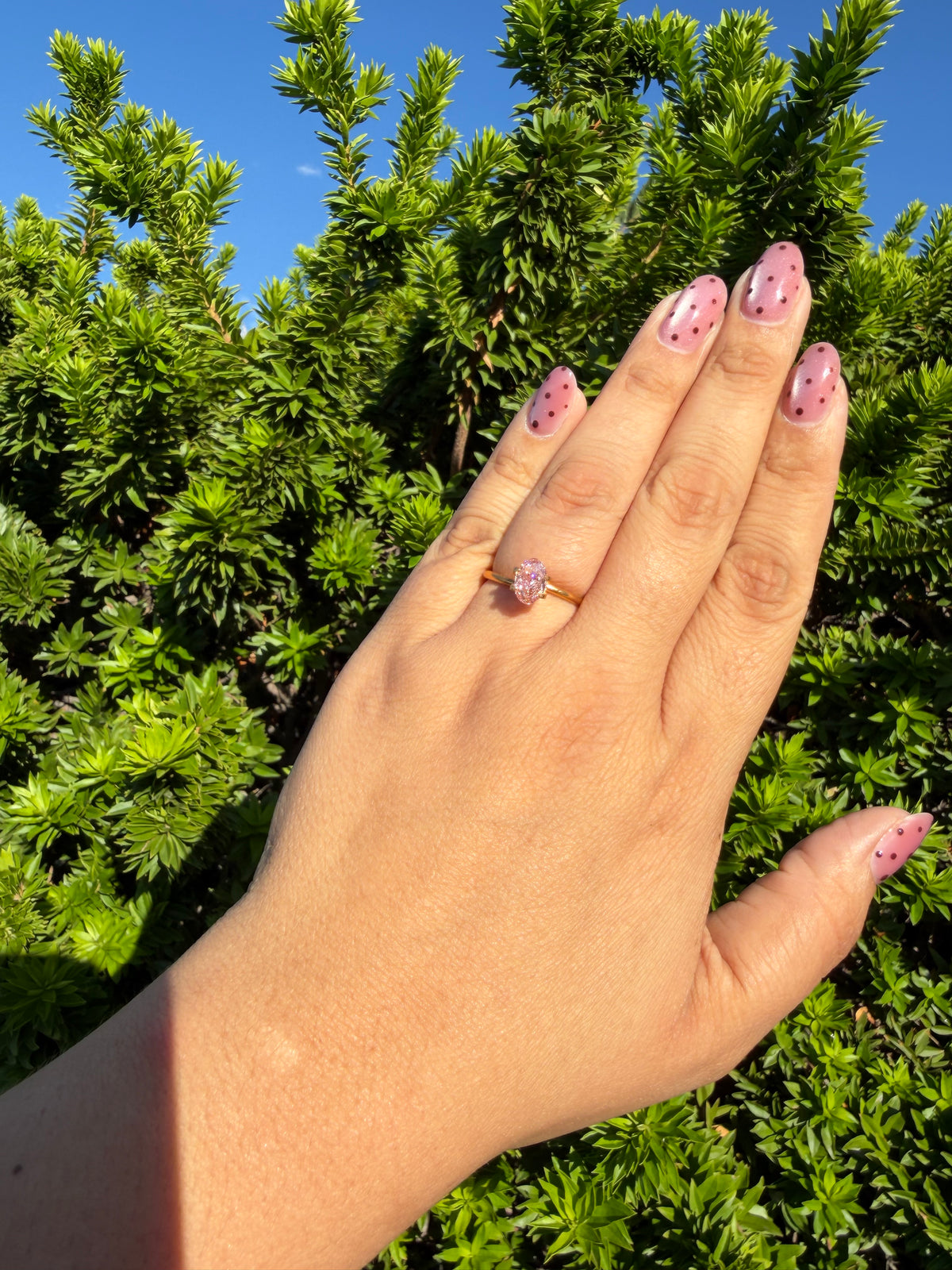Oval 1.2ct Fancy Vivid Pink VVS2 - Loose Lab Diamond